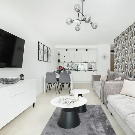 Апартаменты Velours Oasis - With Pool, Sauna & Gym - At The Baltic Sea *