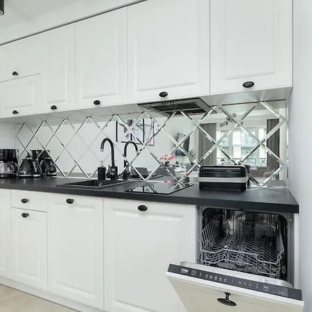 Velours Oasis - With Pool, Sauna & Gym - At The Baltic Sea * Дзивнув