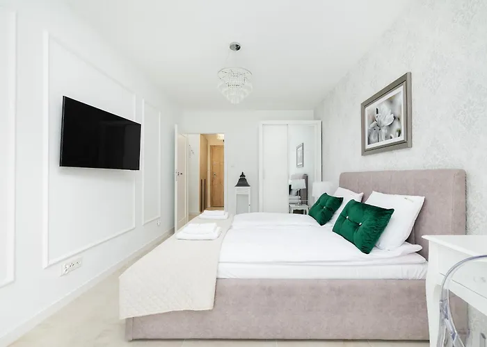 Apartament Velours Oasis - With Pool, Sauna & Gym - At The Baltic Sea Dziwnów