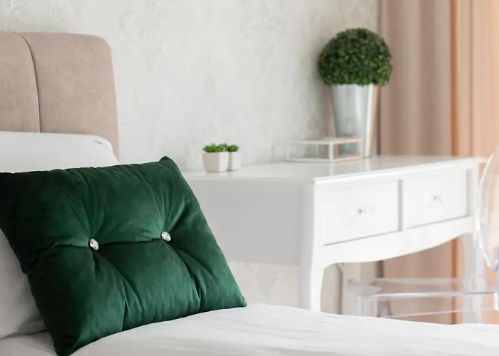 Velours Oasis - With Pool, Sauna & Gym - At The Baltic Sea Apartament *