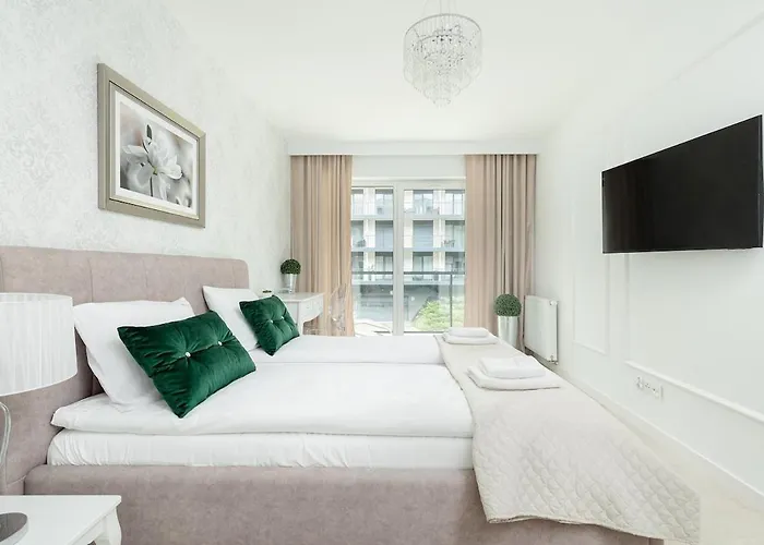 Apartament Velours Oasis - With Pool, Sauna & Gym - At The Baltic Sea Dziwnów